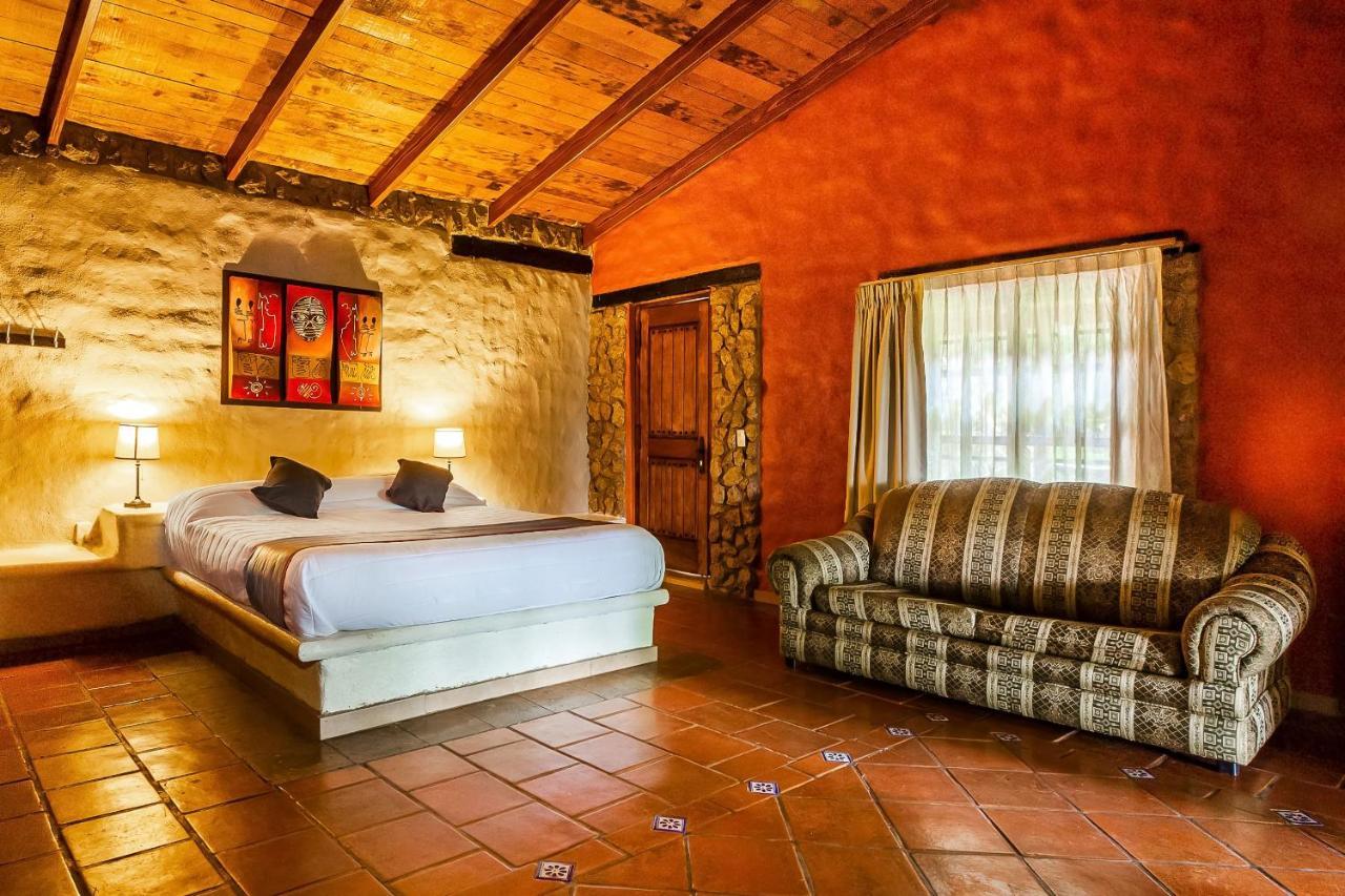 Hotel Hacienda Coyotes Zapotlanejo Εξωτερικό φωτογραφία
