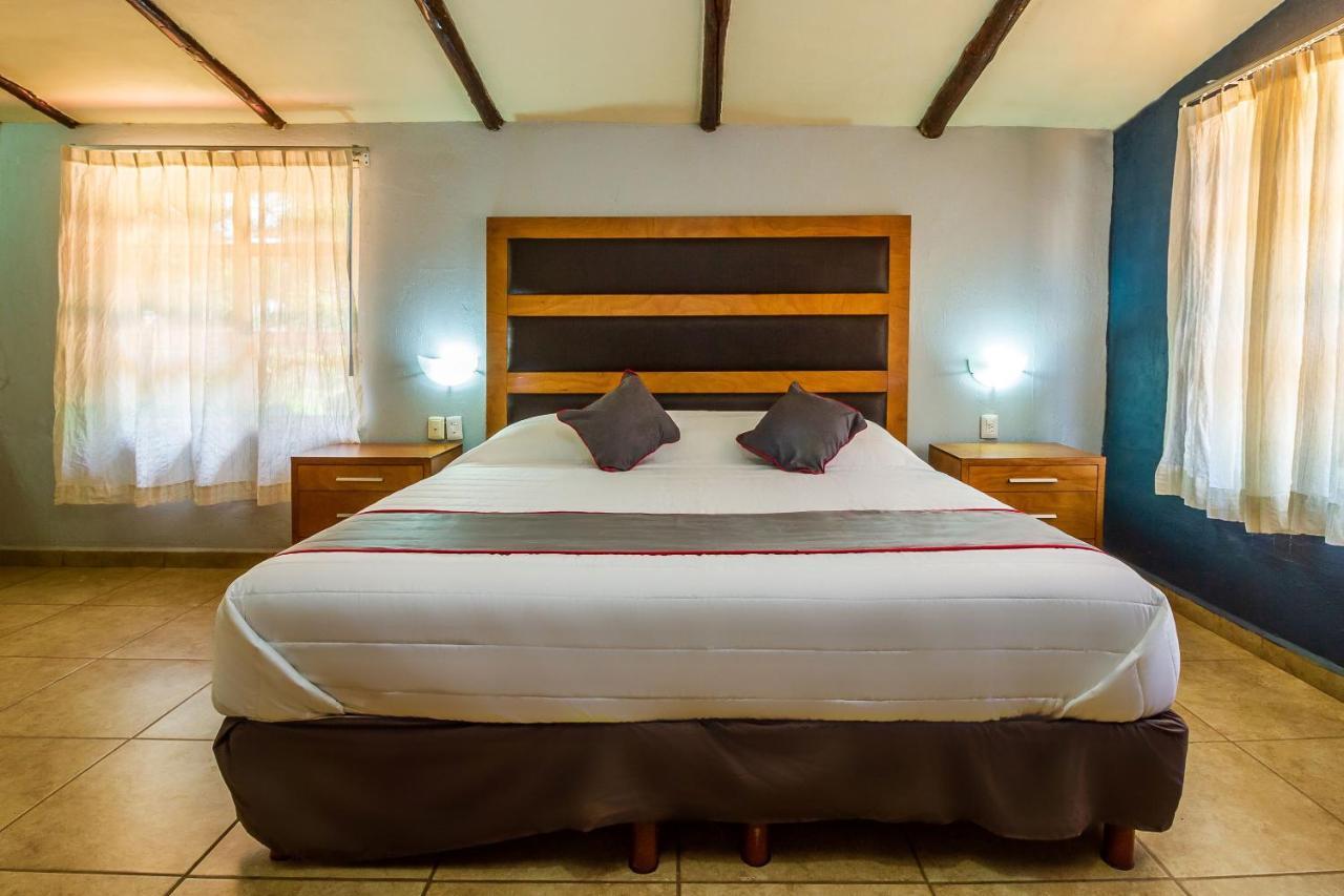 Hotel Hacienda Coyotes Zapotlanejo Εξωτερικό φωτογραφία